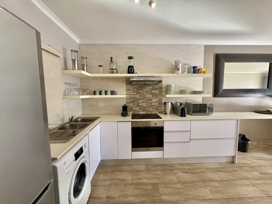 To Let 2 Bedroom Property for Rent in Big Bay Western Cape